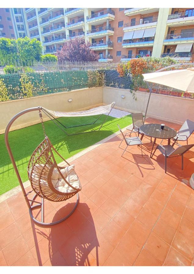 Sun Nest Apartment - Terrace & Garage Ф'юмічіно Екстер'єр фото