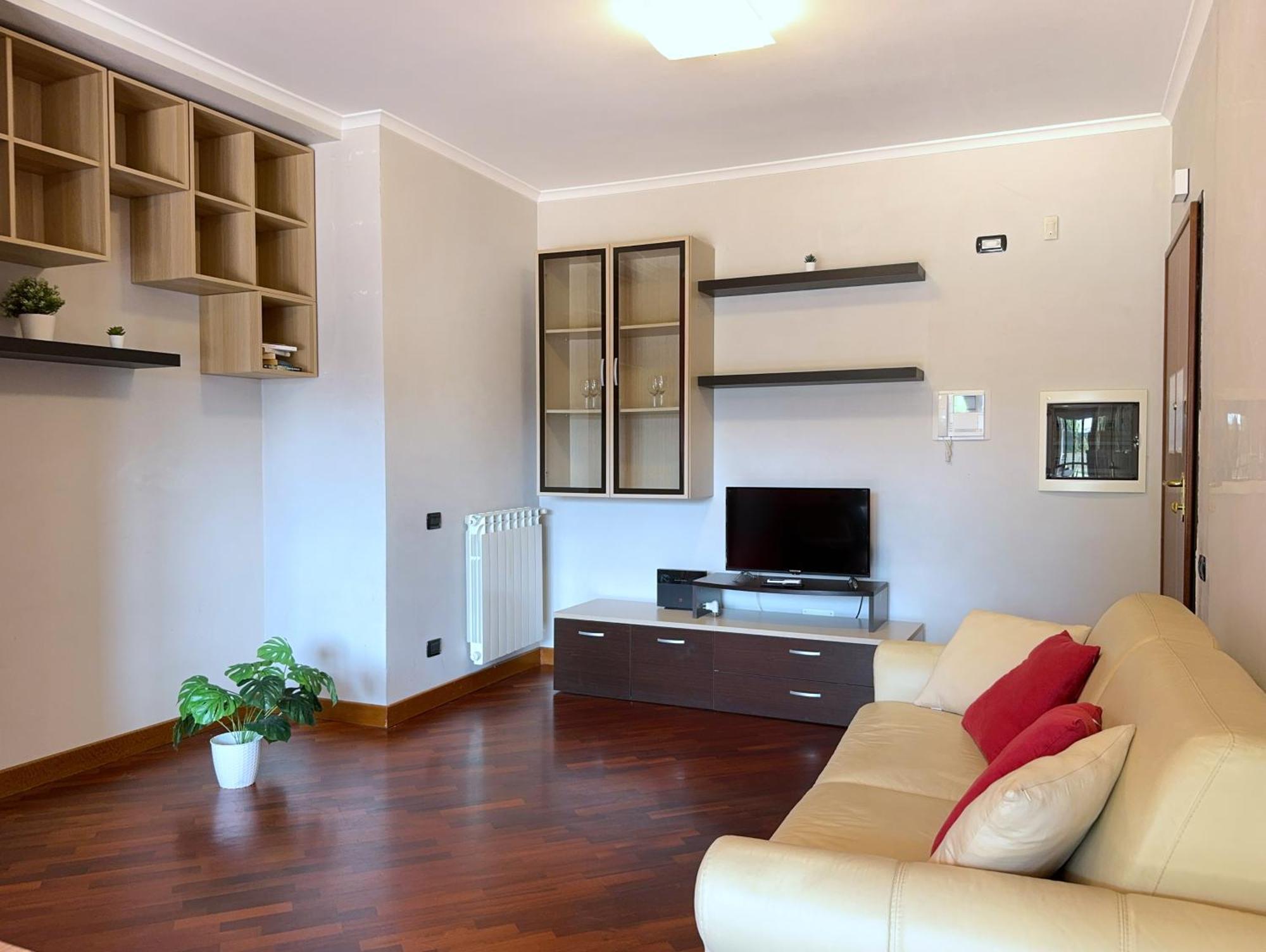 Sun Nest Apartment - Terrace & Garage Ф'юмічіно Екстер'єр фото