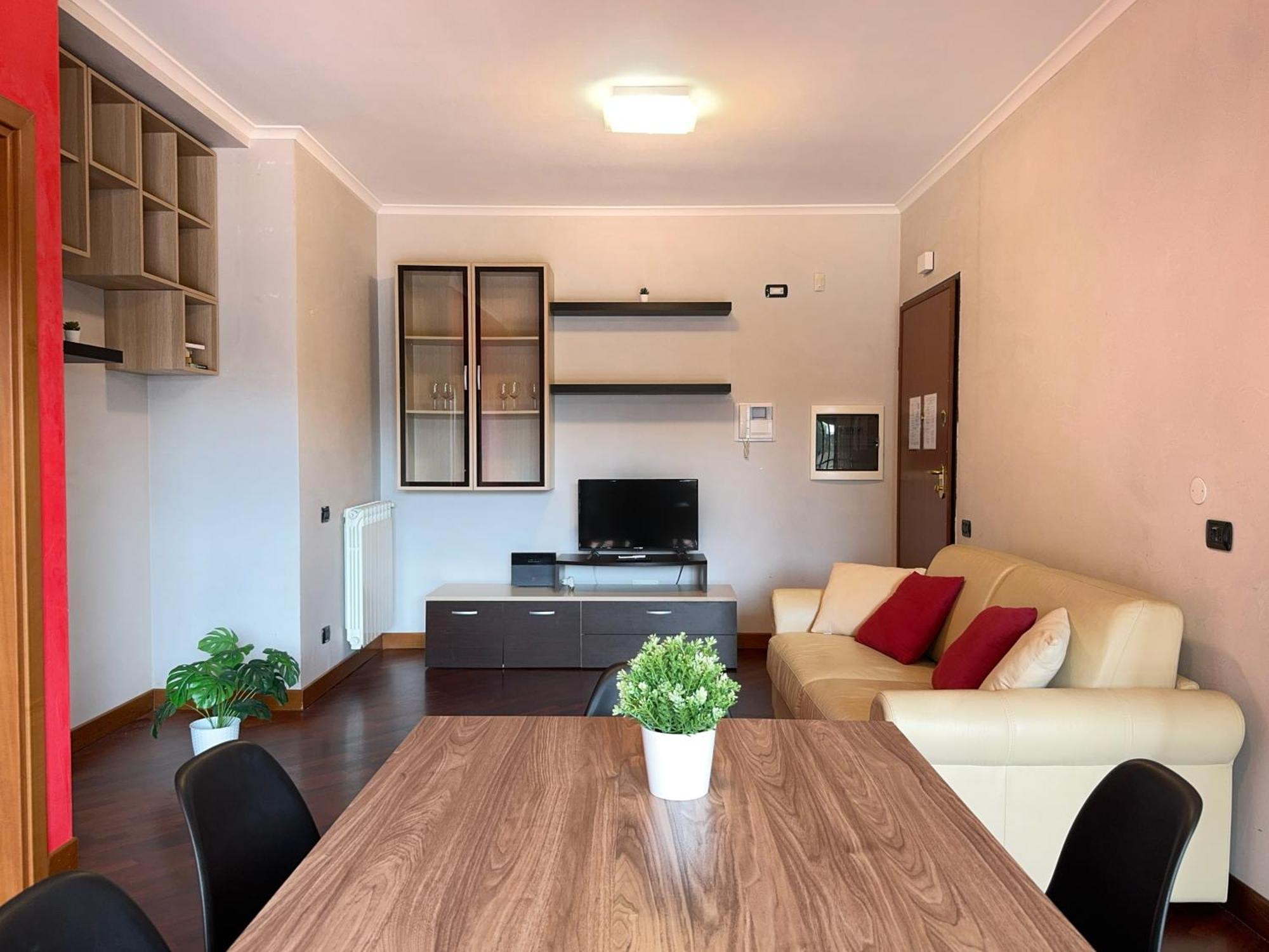 Sun Nest Apartment - Terrace & Garage Ф'юмічіно Екстер'єр фото