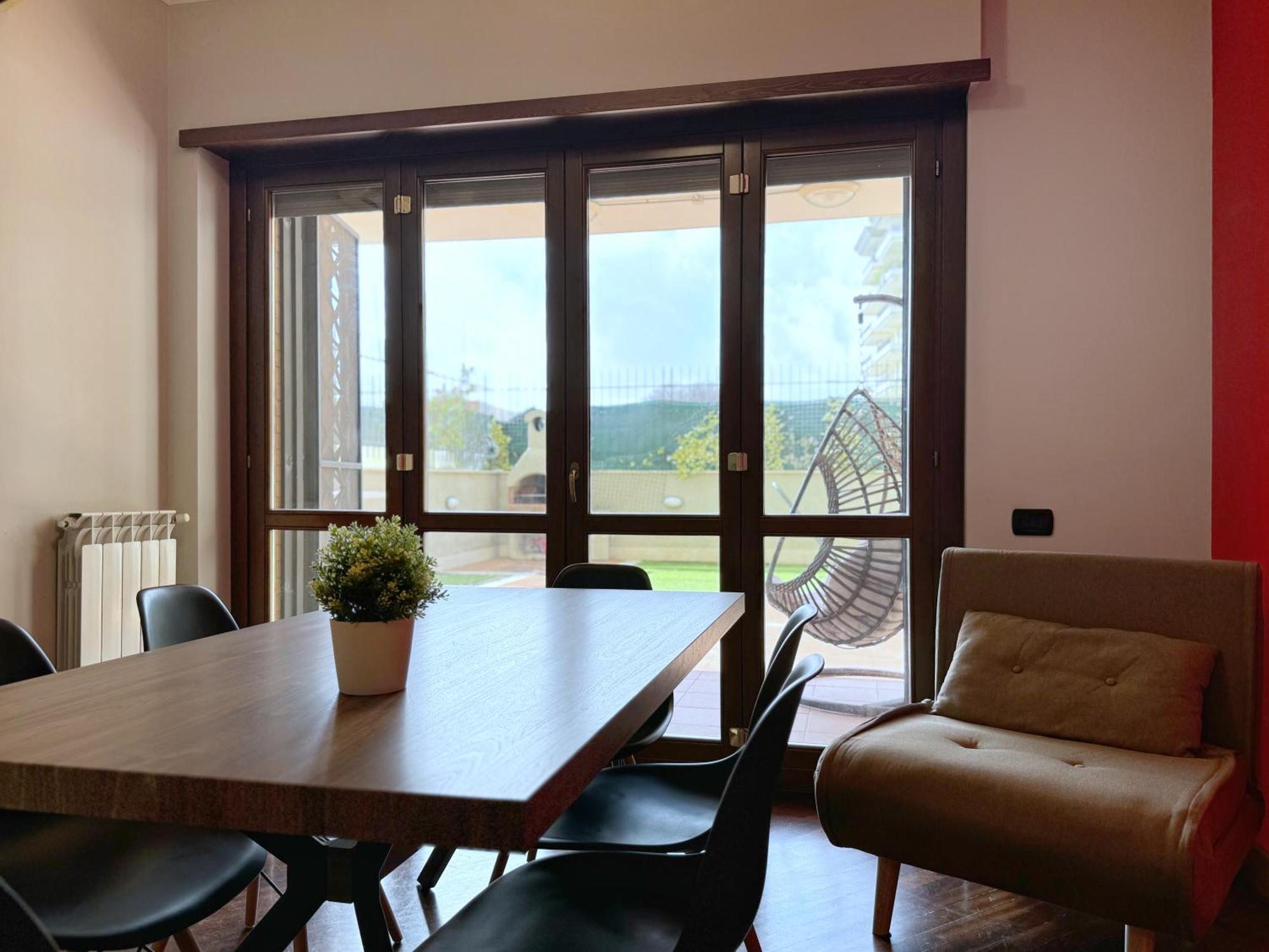 Sun Nest Apartment - Terrace & Garage Ф'юмічіно Екстер'єр фото