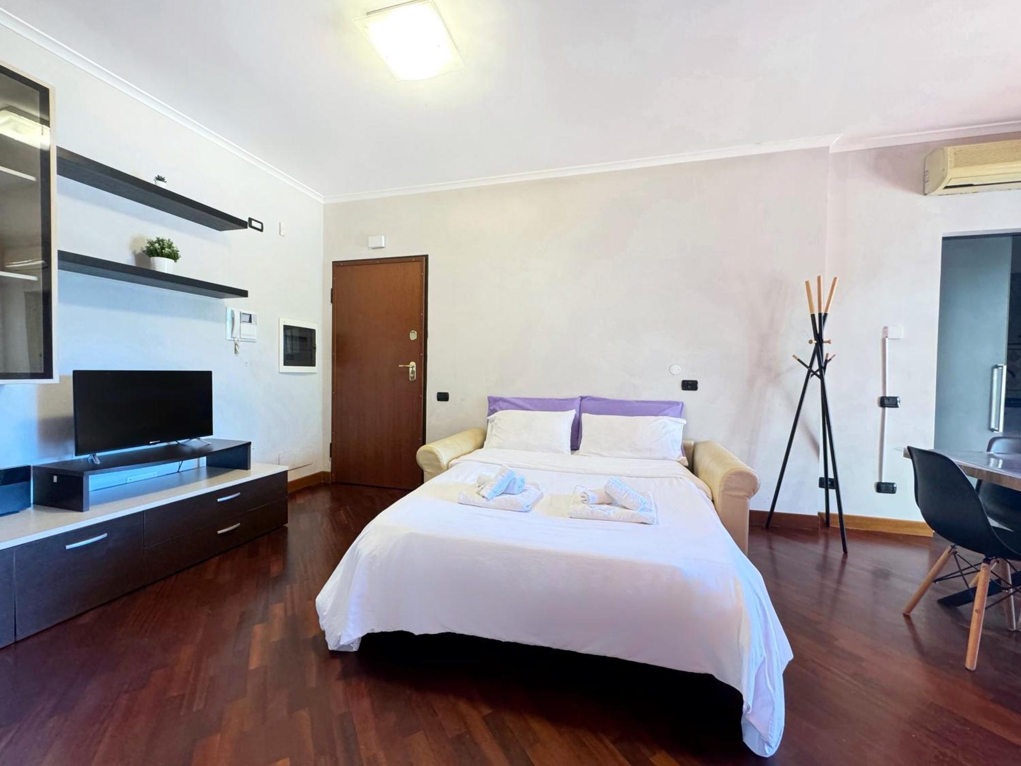 Sun Nest Apartment - Terrace & Garage Ф'юмічіно Екстер'єр фото